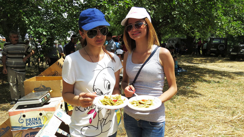 Вика и Ани. Вика и Ани.