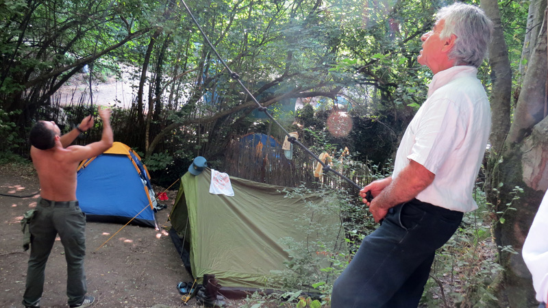 Аслан и Азат готовят препятствие Маятник. Аслан и Азат готовят препятствие Маятник.