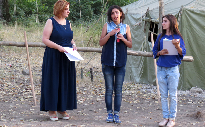 Скаут Гоар Петросян из Ереване делится впечатлениями о лагере.