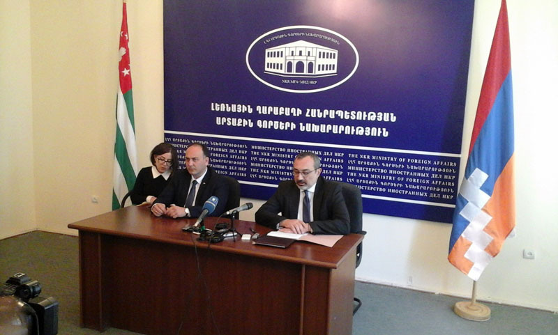 Пресс-конференция. Министры отвечают на вопросы. Пресс-конференция. Министры отвечают на вопросы.