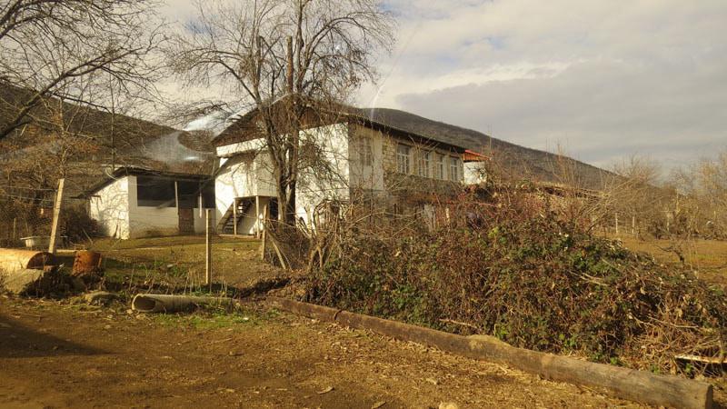 Первые дома Тагута.