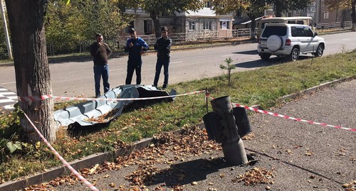 Еще один неразорвавшийся снаряд в городе Шуши. 20 октября 2020 года. Фото Алвард Григорян для "Кавказского узла".